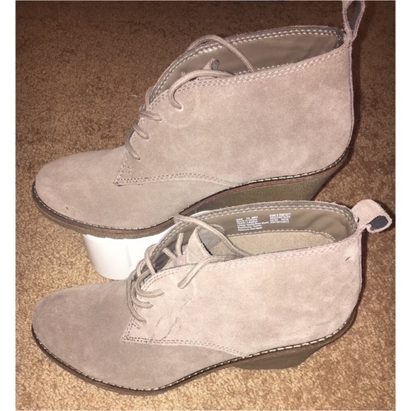 SONOMA Goods for Life Suede Ankle Boots Size 10 - Picture 4 of 6